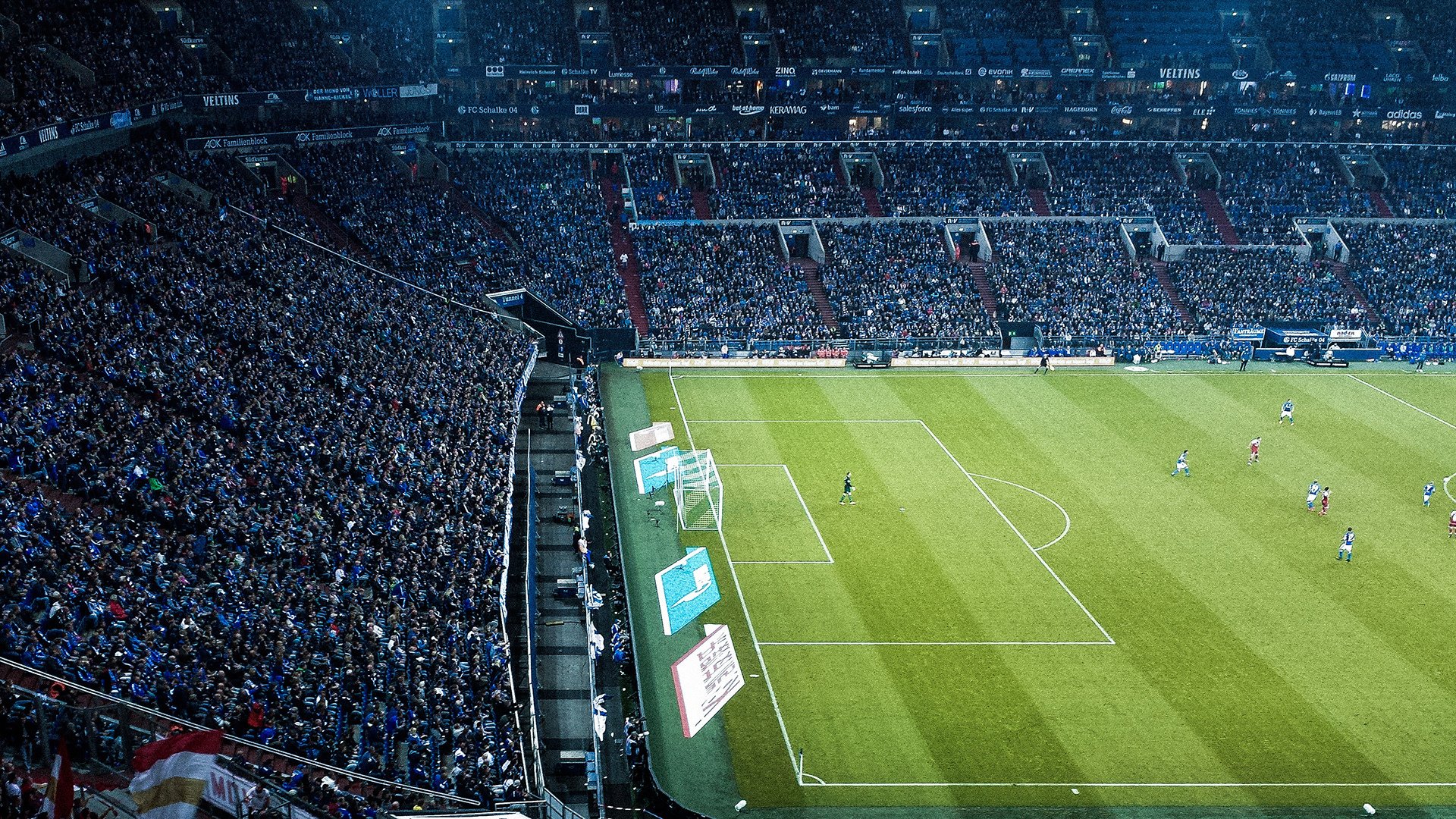 绿茵场与硬木地，当意甲焦点战遇见爵士篮网的巅峰对决